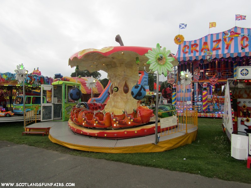 Johnny Pullars Baby Apple Ride