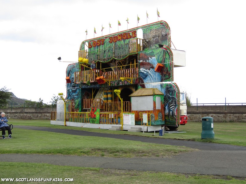 Thomas Holdens Funhouse