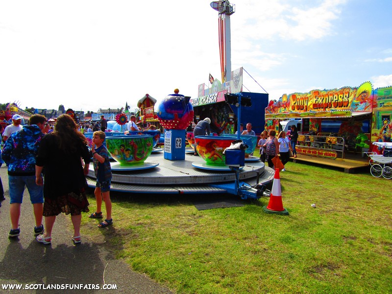 George Allan Hickeys Teacups