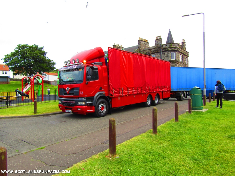 Ervin Gambles Foden & Bumper Boats Load