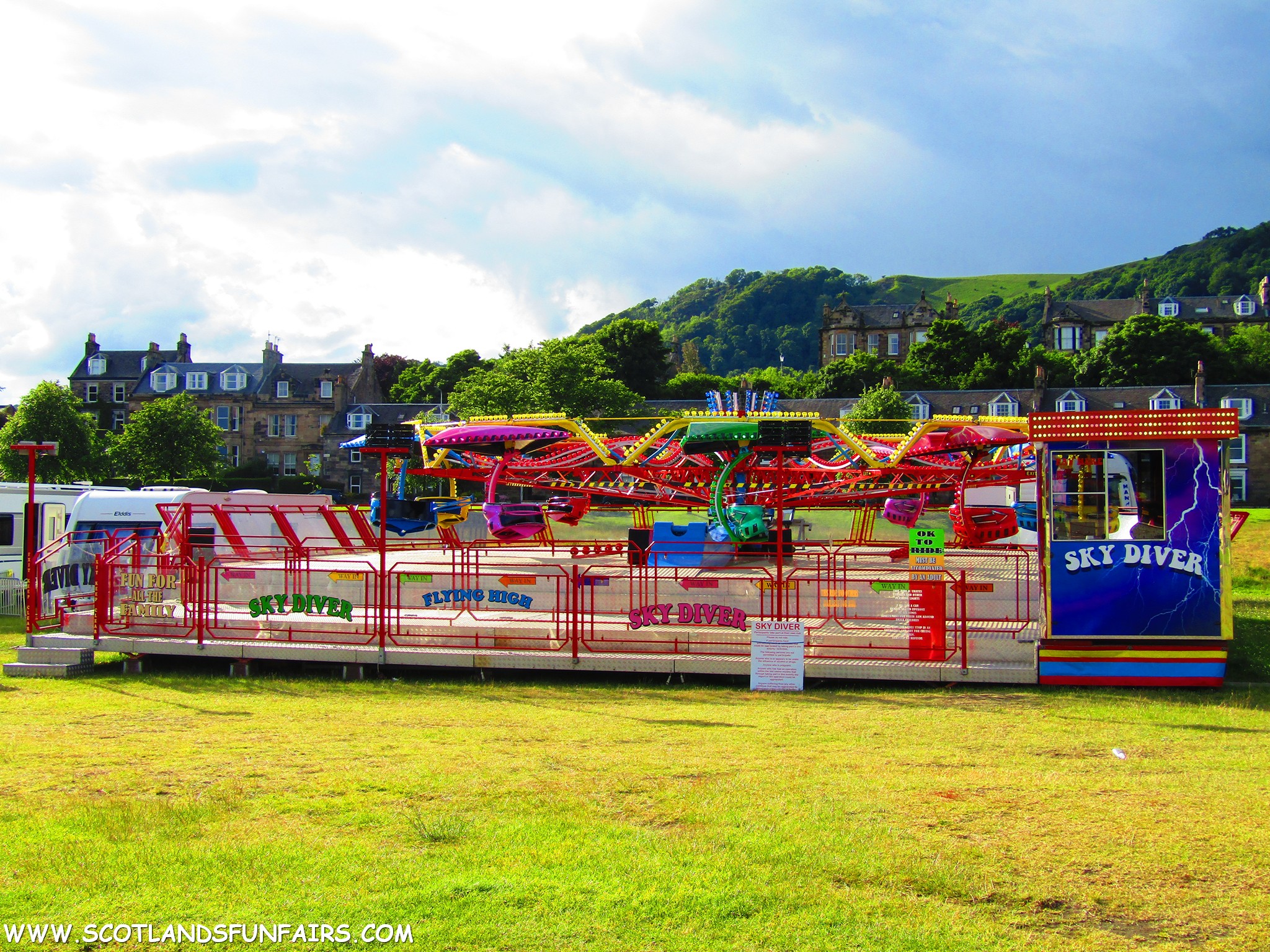 Christian Whites Skydiver