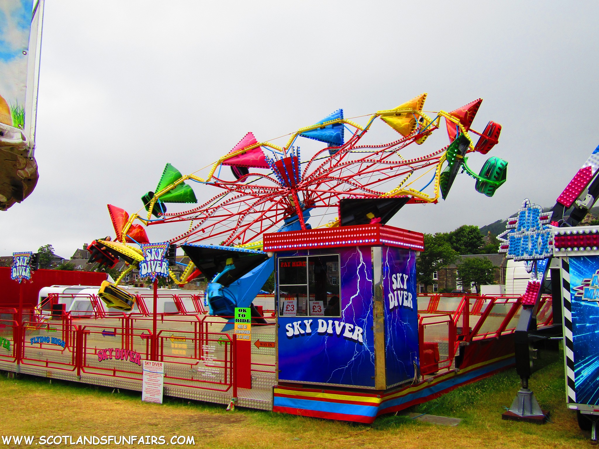 Christian Whites Skydiver