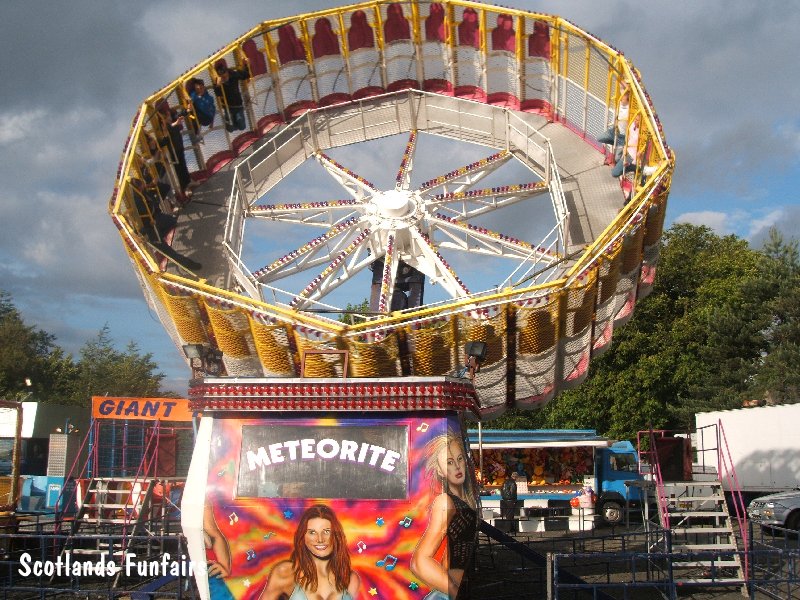 Damien Batemans Round Up, Whitburn