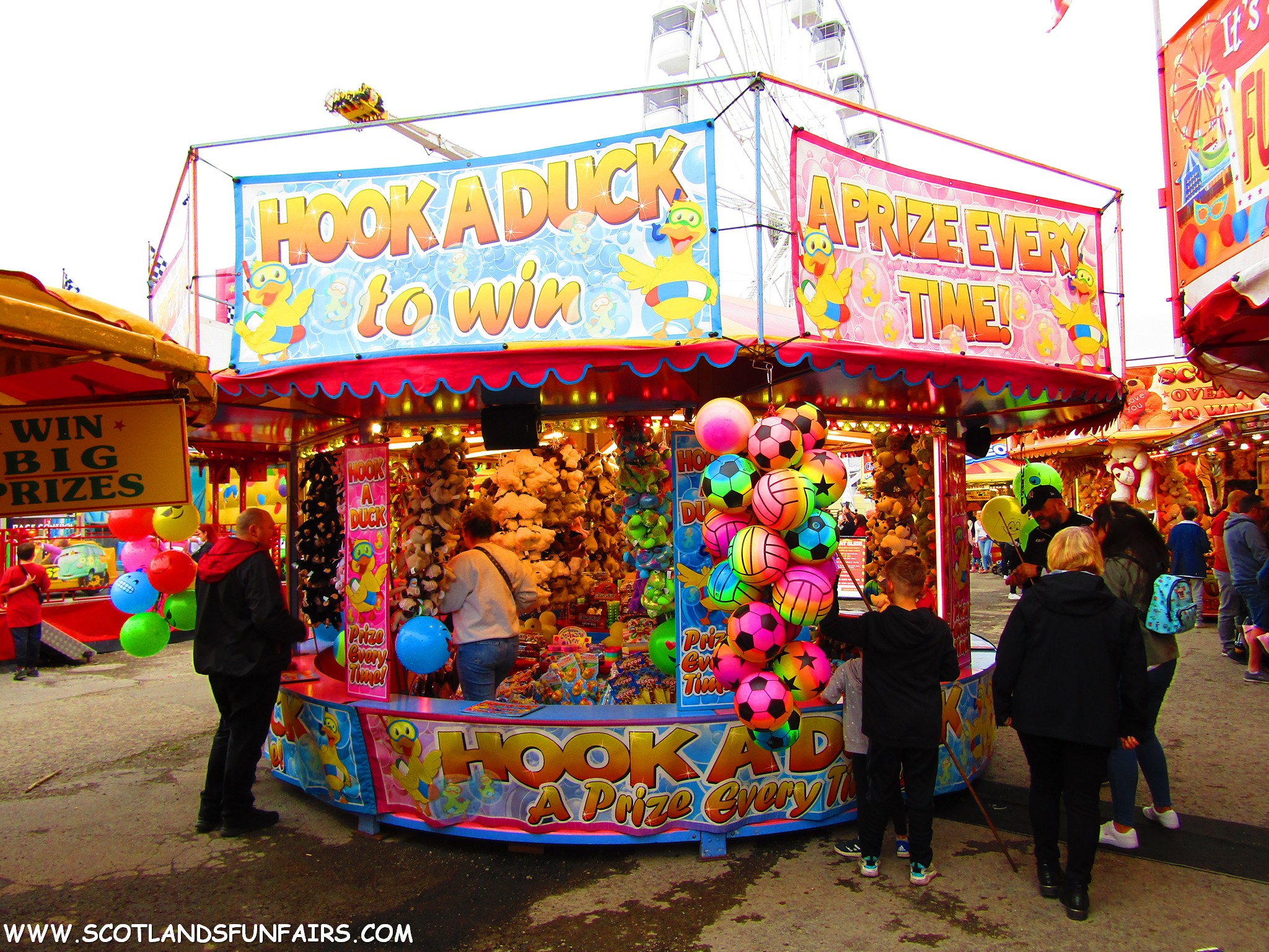 Jorden Holdsworths Hoopla