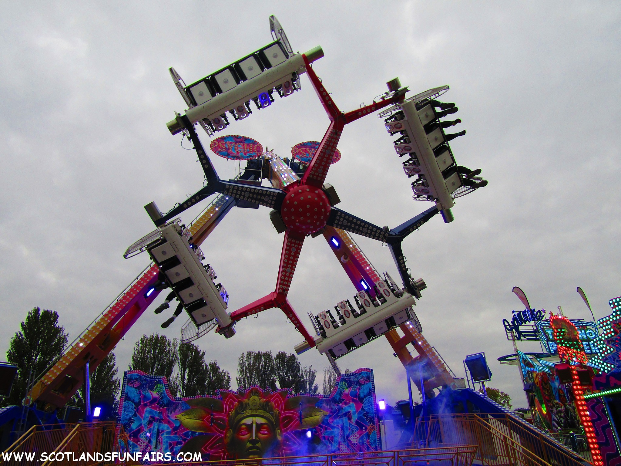 Alex Crows Loopfighter