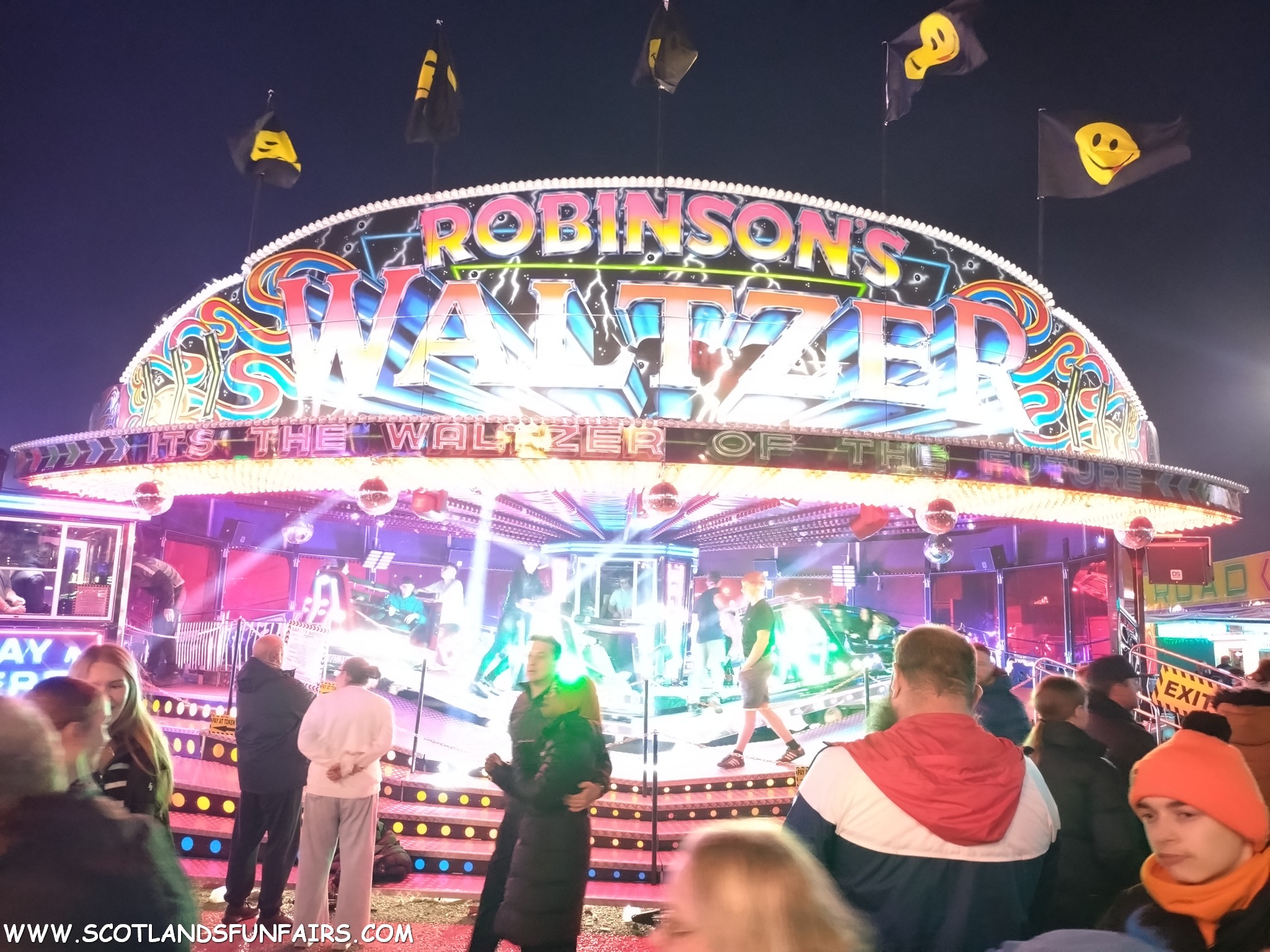 Stewart Ashley Robinsons Waltzer