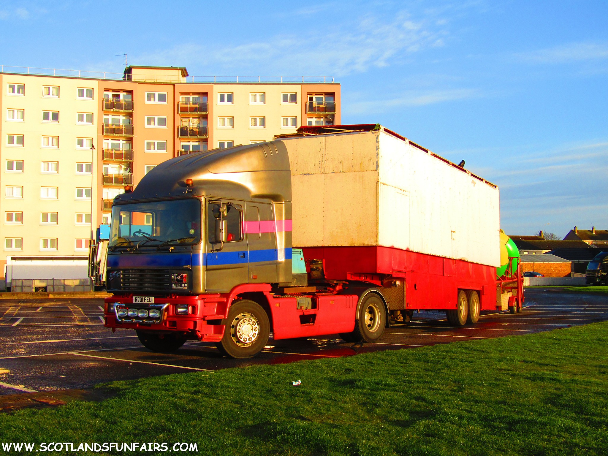 David Camfields Funhouse Load