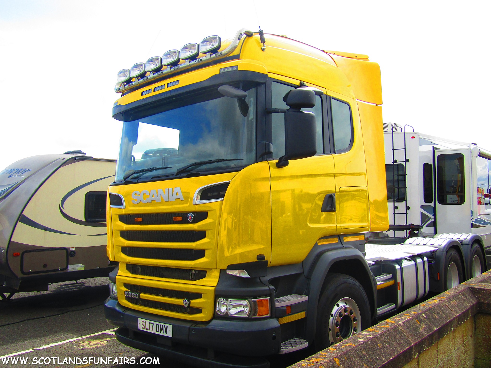 Taylors of Edinburghs Scania