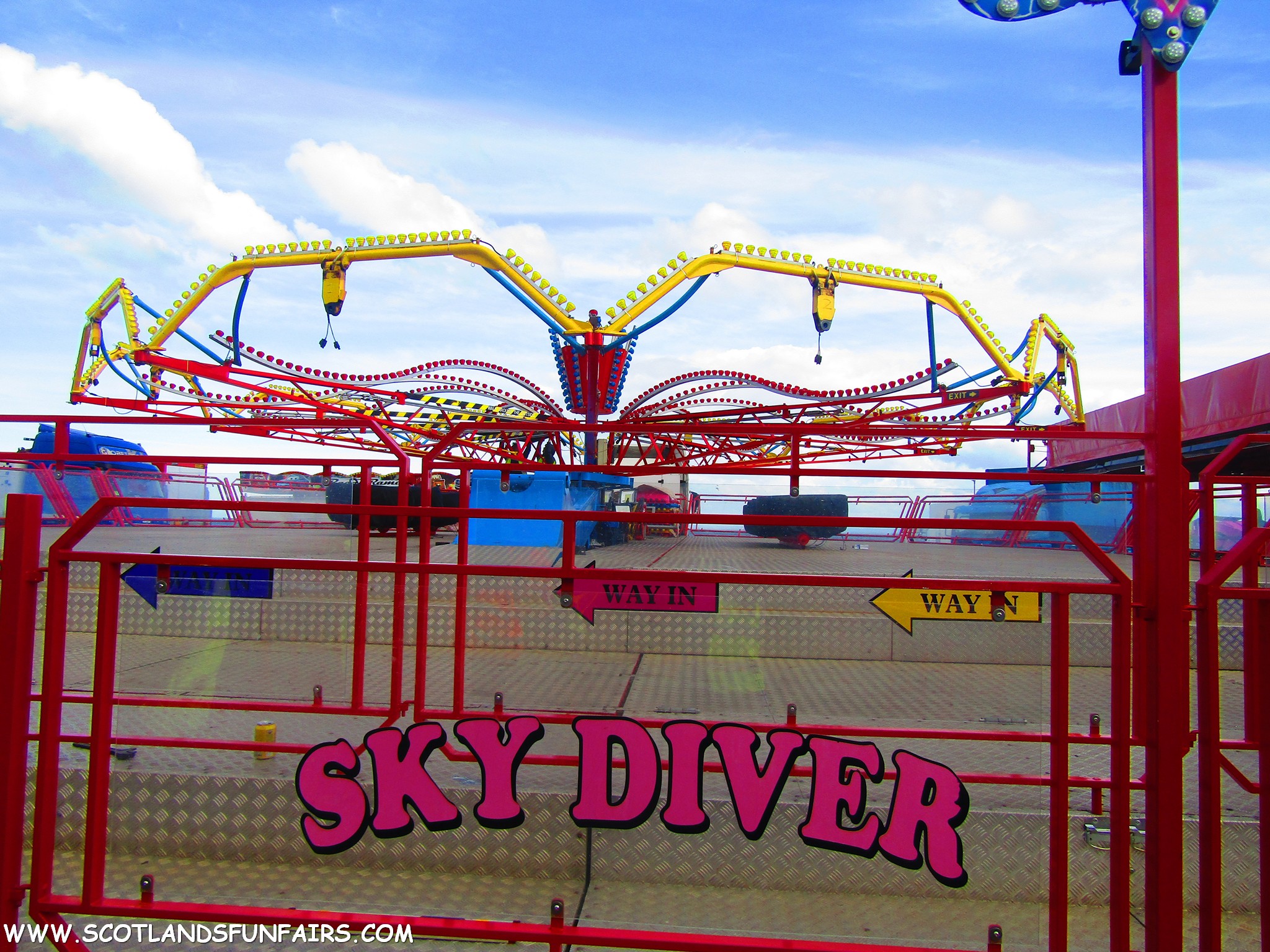 Christian Whites Skydiver