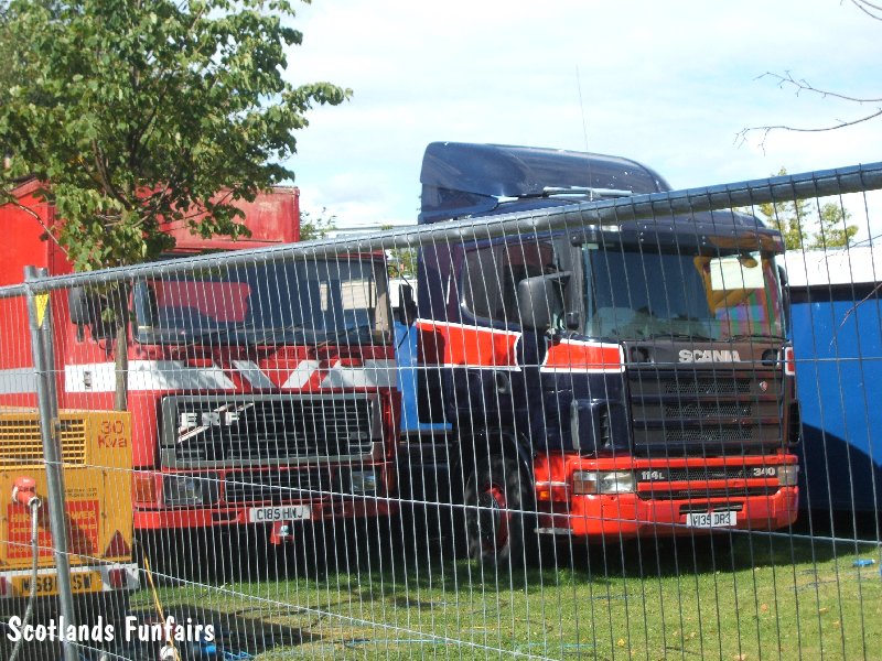 Harry Stirlings ERF & Dean Stirlings Scania