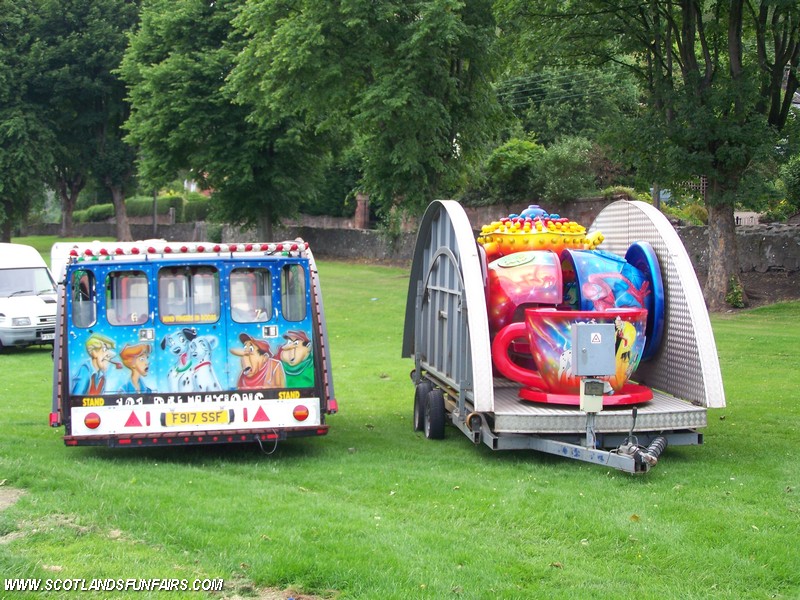 John Irvins Train Ride & Billy Testos Teacups Loads