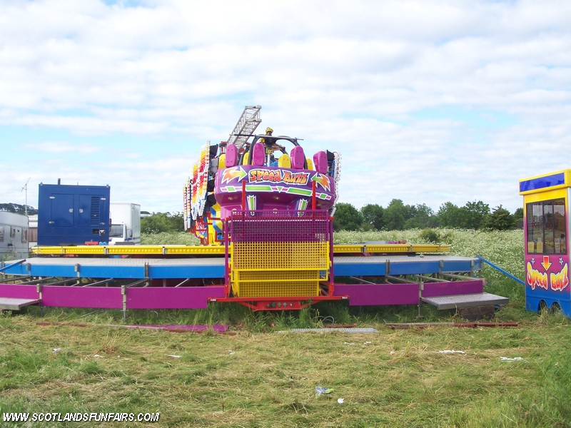 John Wheatleys Fun Factory Pulling Down