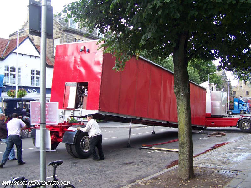 John Hornes Arcade Building Up