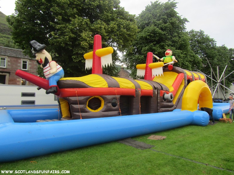 John Irvins Inflatable Jungle Run