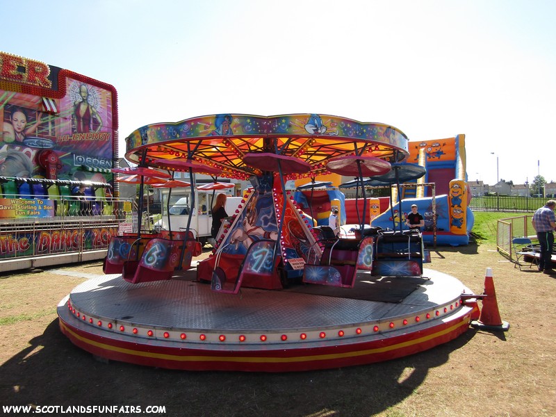 Darren Cowleys Mini Skydiver