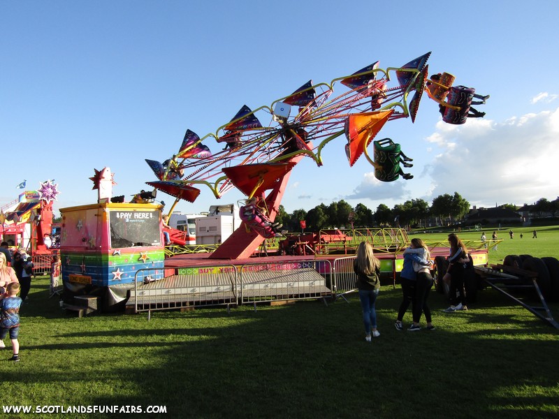 Grant & Warren Wallis's Skydiver