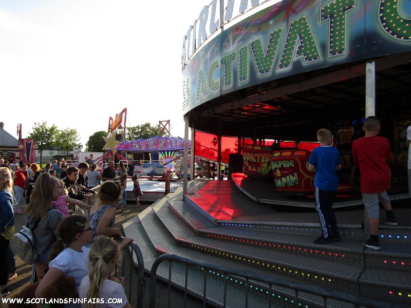 Gavin Stirlings Waltzer & Twist