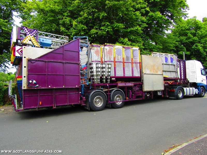 Asa Pullars Round Up Load