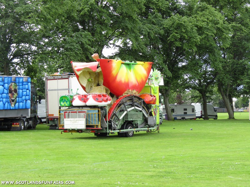 Johnny Pullars Baby Apple Ride