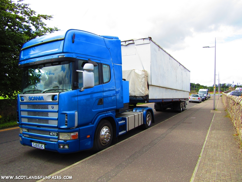 Trent Irvins Scania & Arcade Load