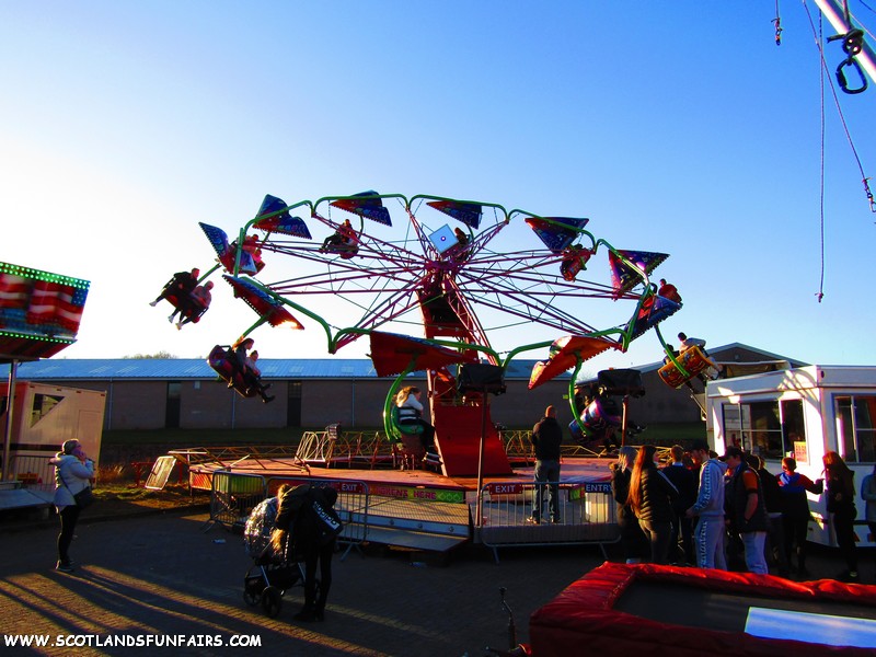 Grant & Warren Wallis's Skydiver