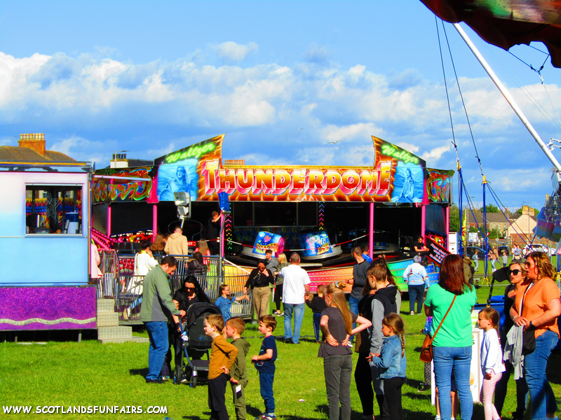 Warren Wallis's Waltzer
