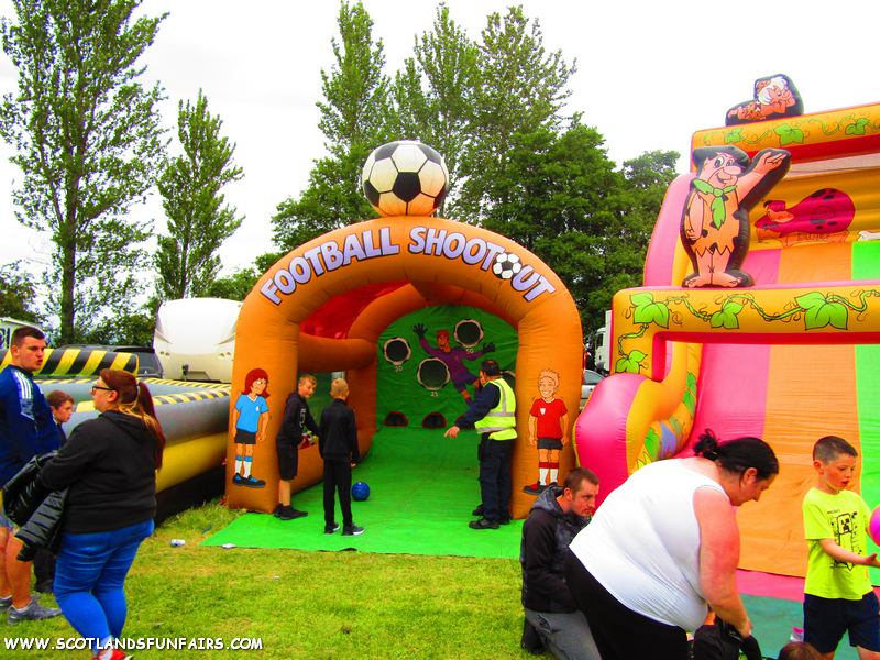 Unknown Inflatable Kicker