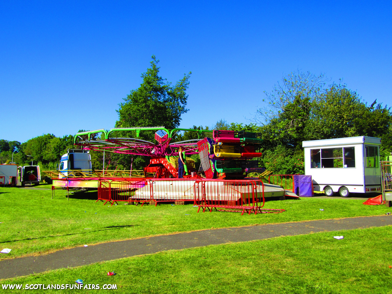 Grant & Warren Wallis's Skydiver