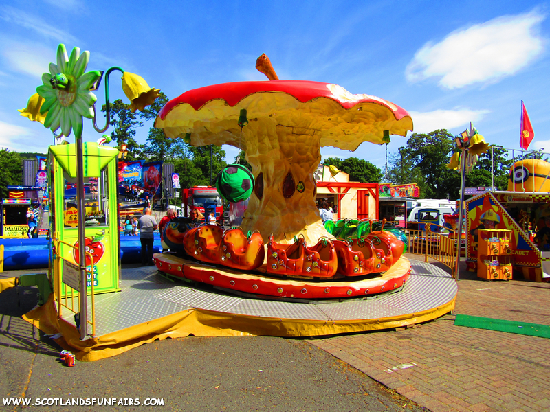 Johnny Pullars Baby Apple Ride