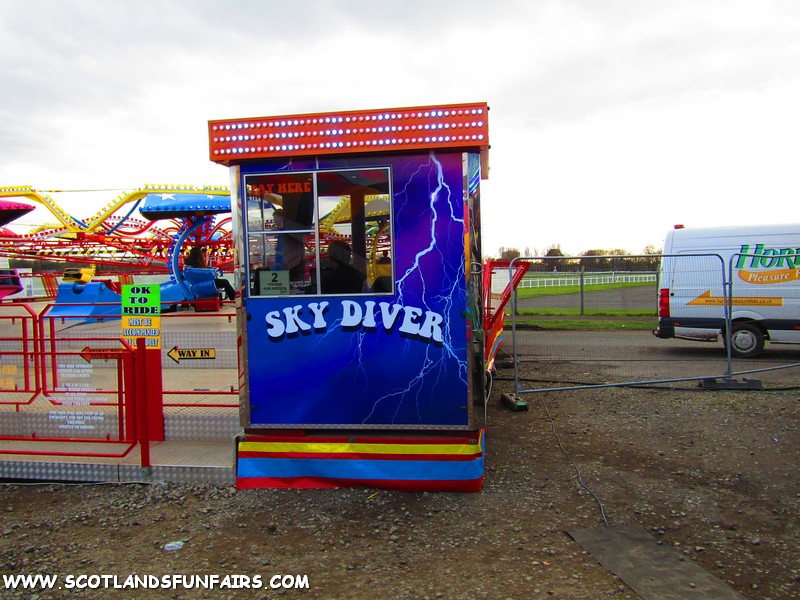 Christian Whites Skydiver