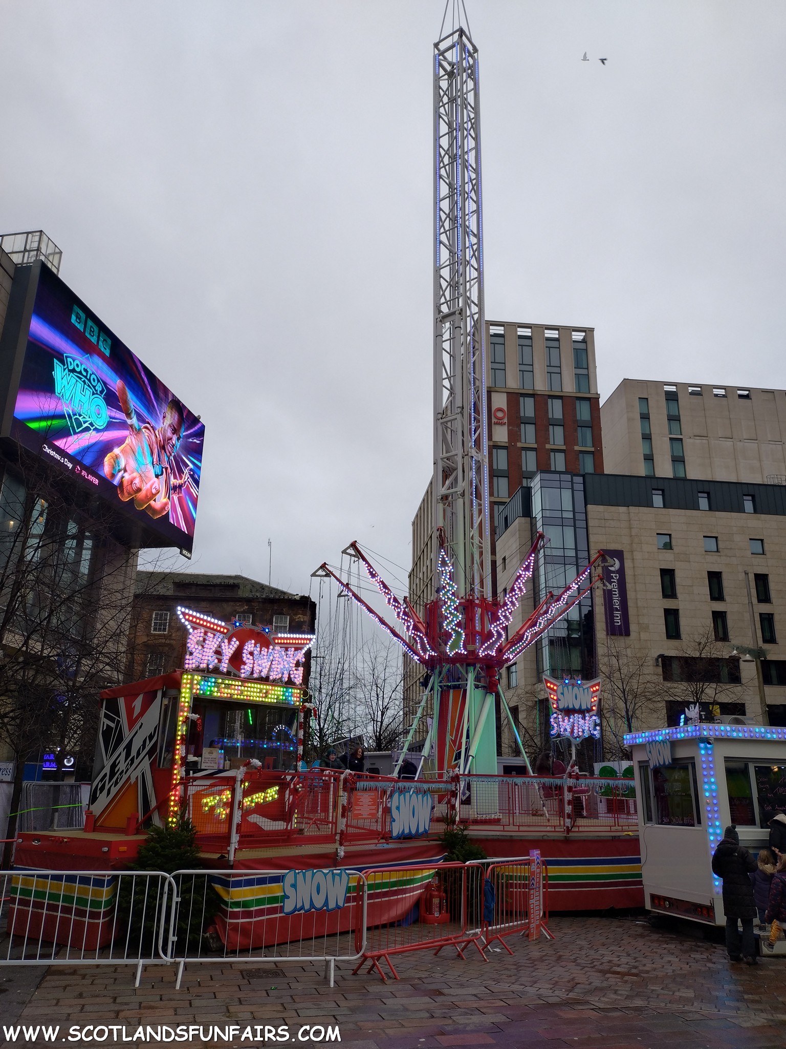 M&B Attractions Starflyer