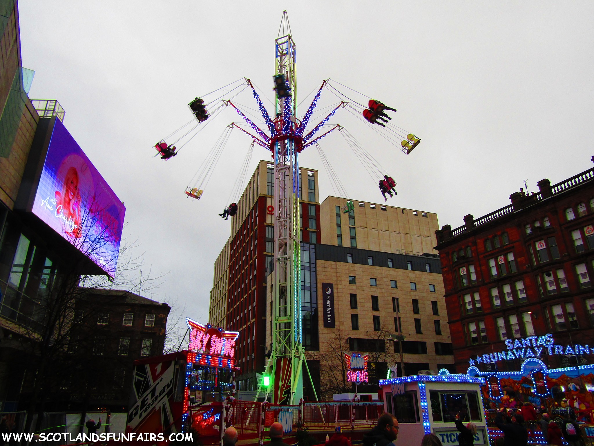 M&B Attractions Starflyer