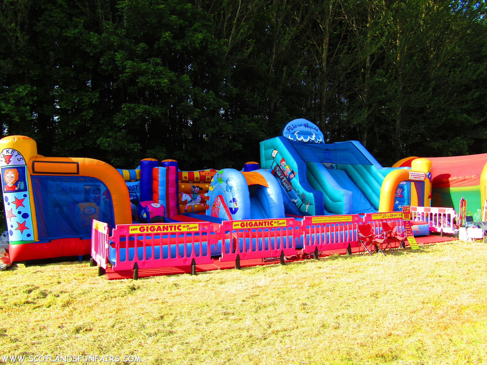 Allan Sharps Inflatable Playarea