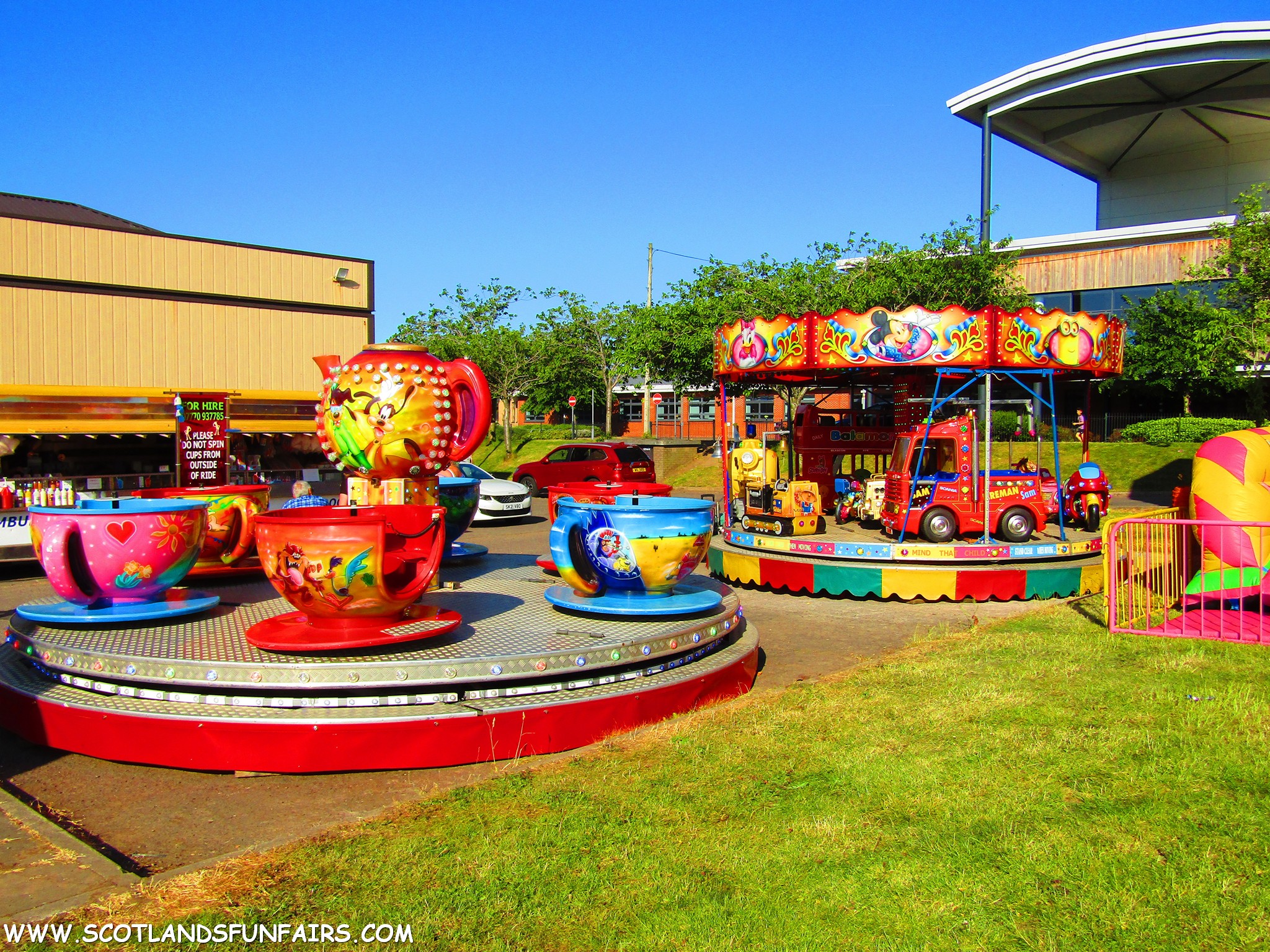 William Stirlings Teacups & Toyset