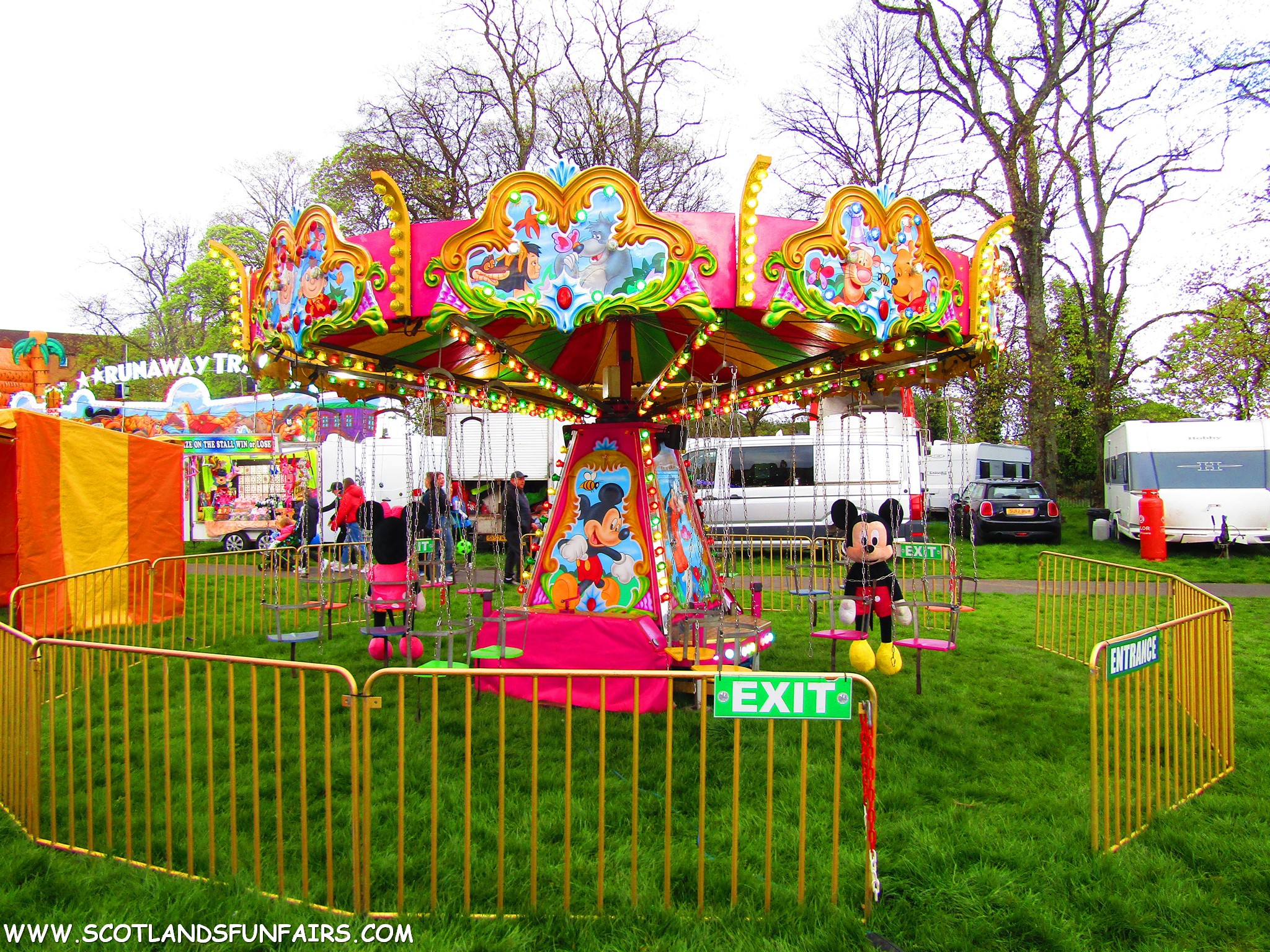 George Robert Hanleys Mini Chairs