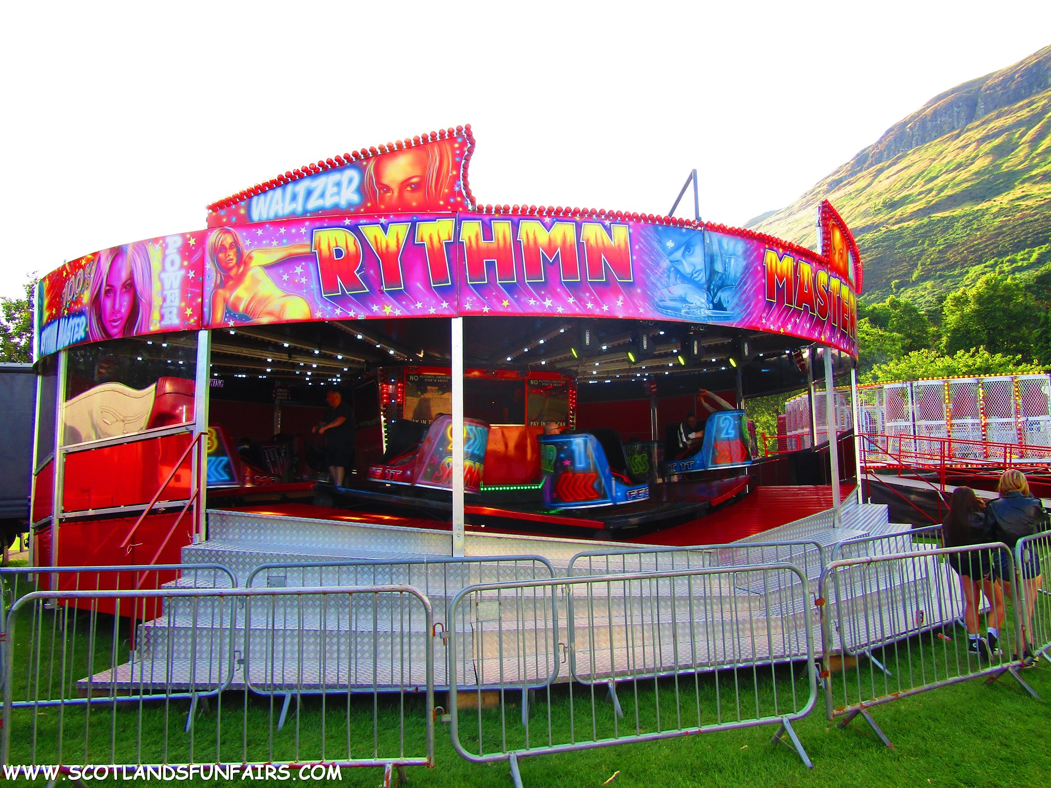 Rodney & Keiron Johnstones Waltzer