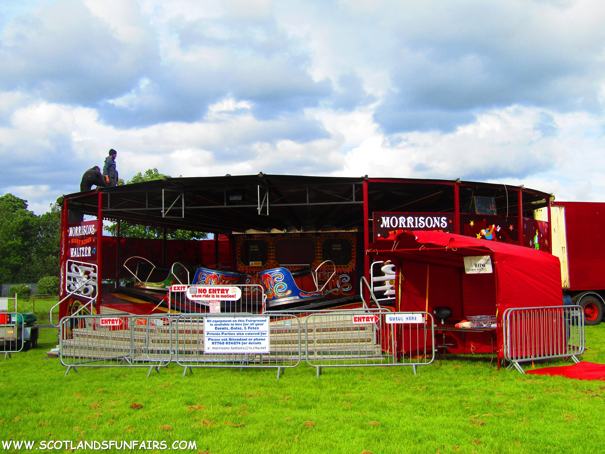 Iain Morrisons Waltzer