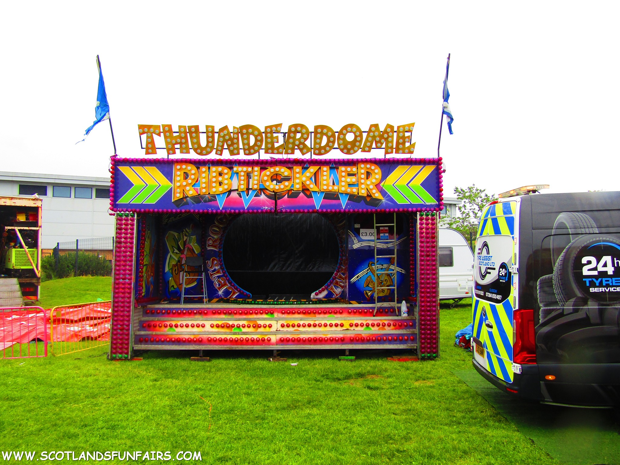 Alfie Clarkes Ribtickler