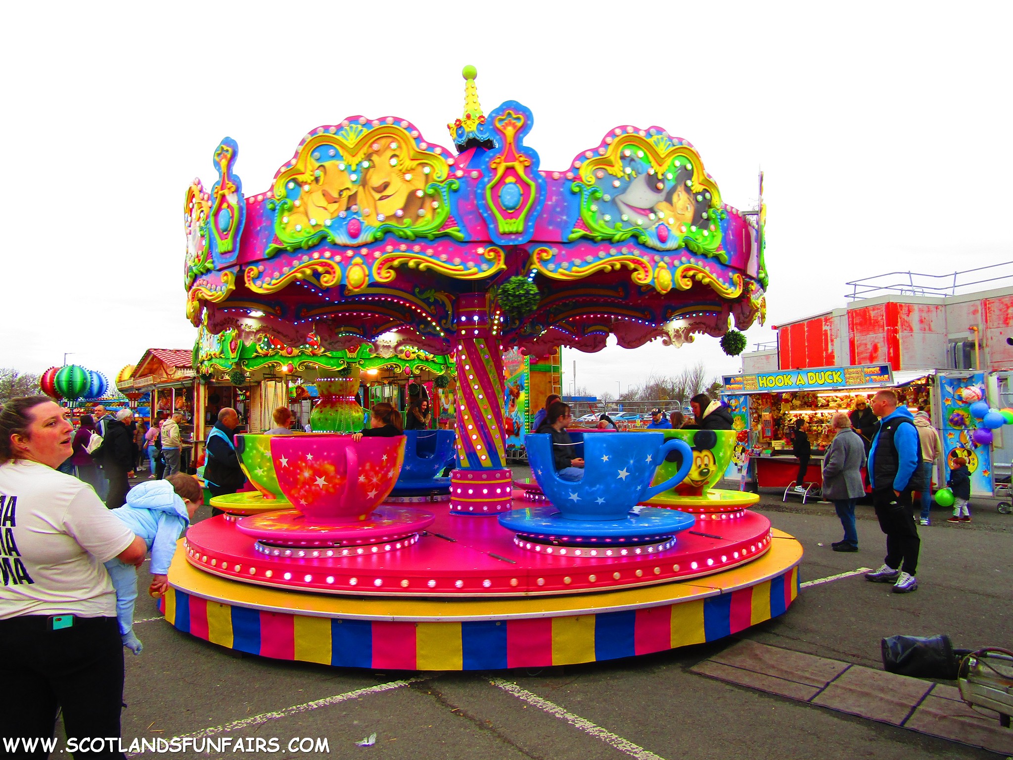 Hornes Teacups