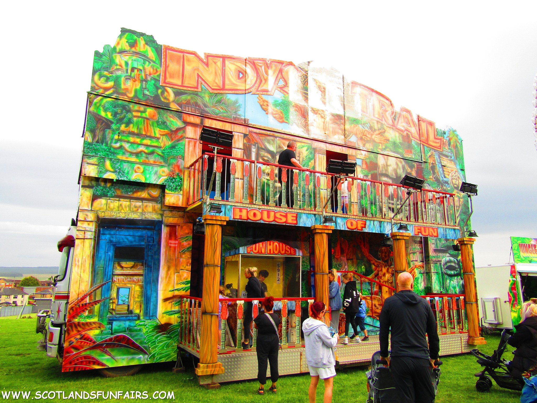 Edwin Pinders Funhouse