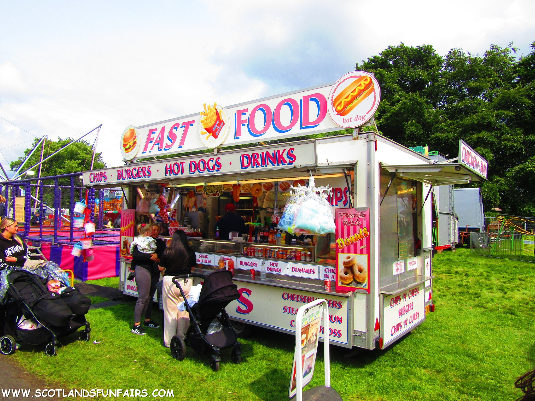 George Thomas Dawsons Kiosk