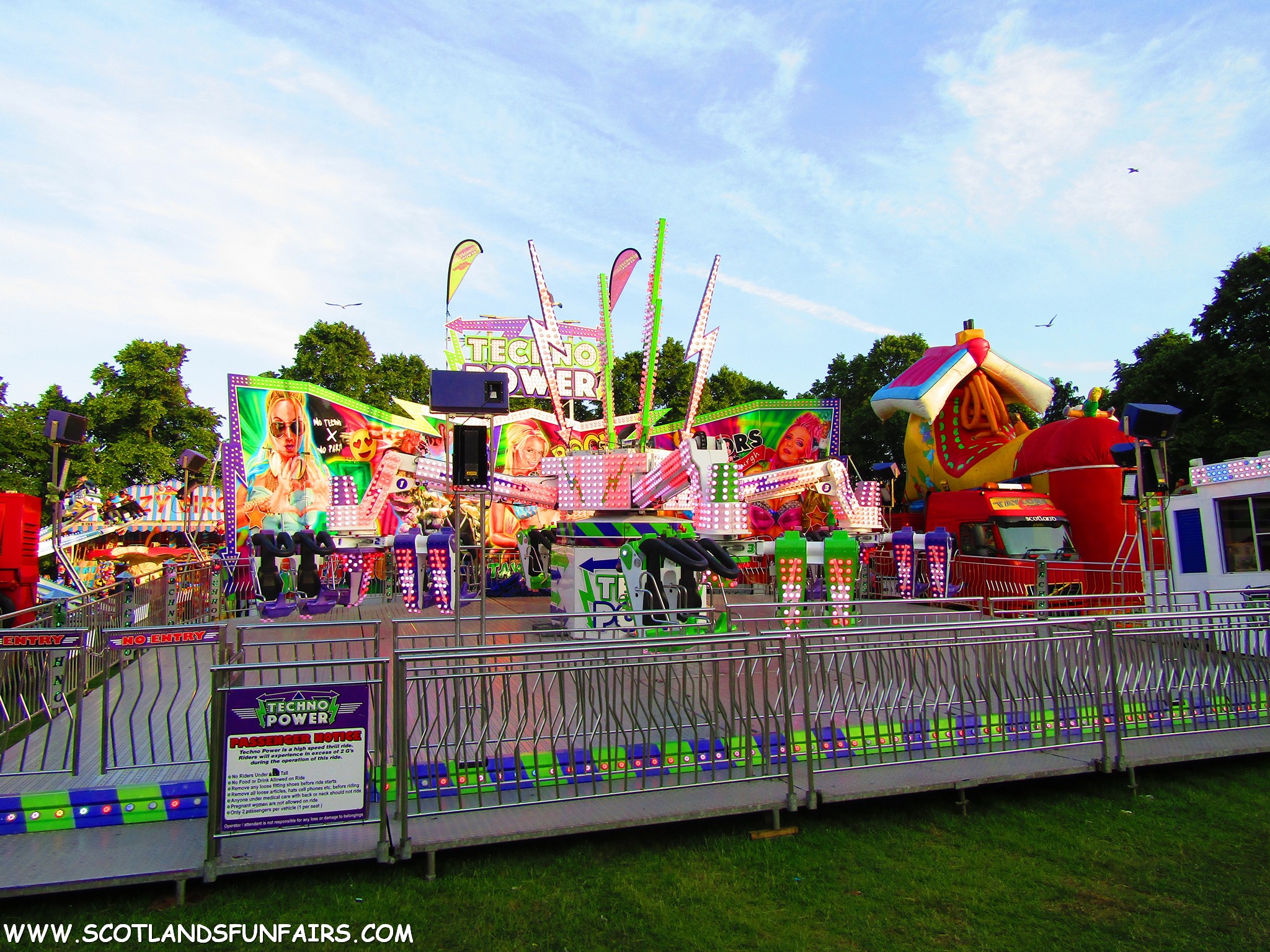 Mitchell Taylors Extreme