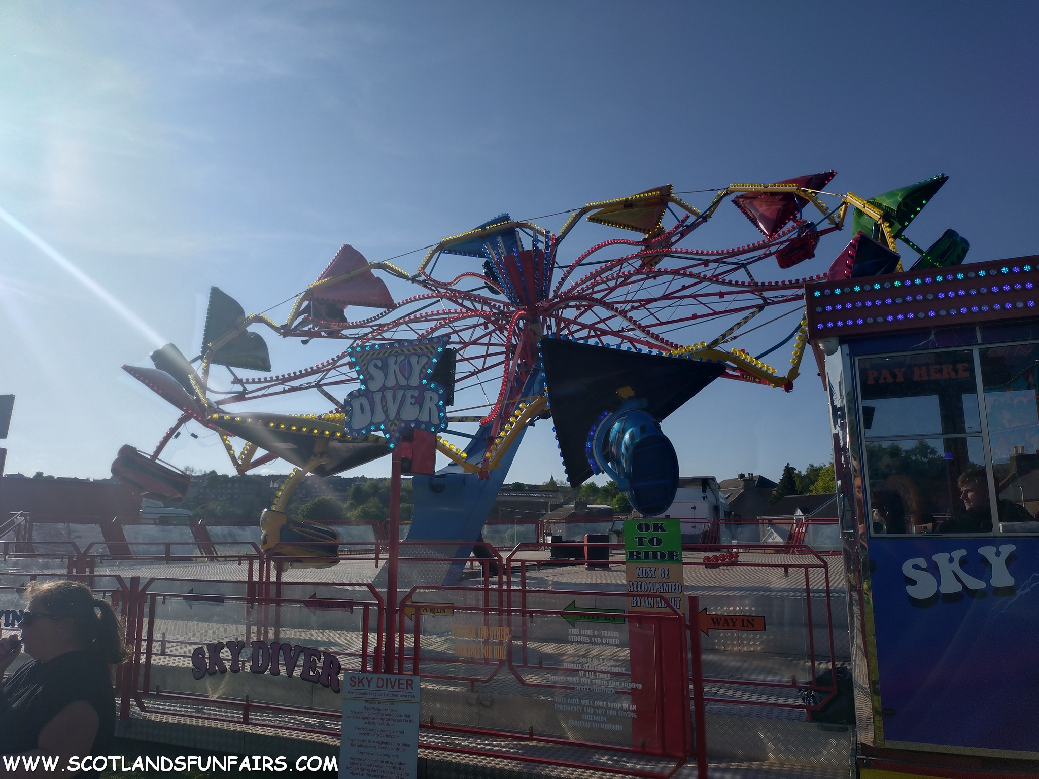 Christian Whites Skydiver