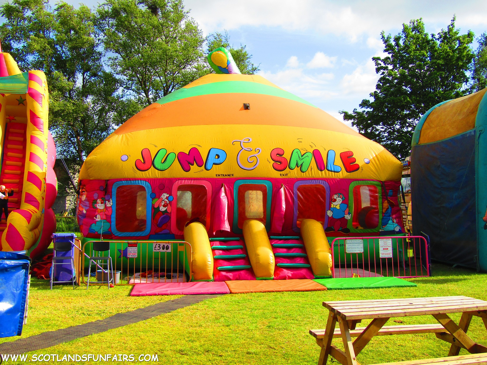 Alfie Clarkes Moonwalk