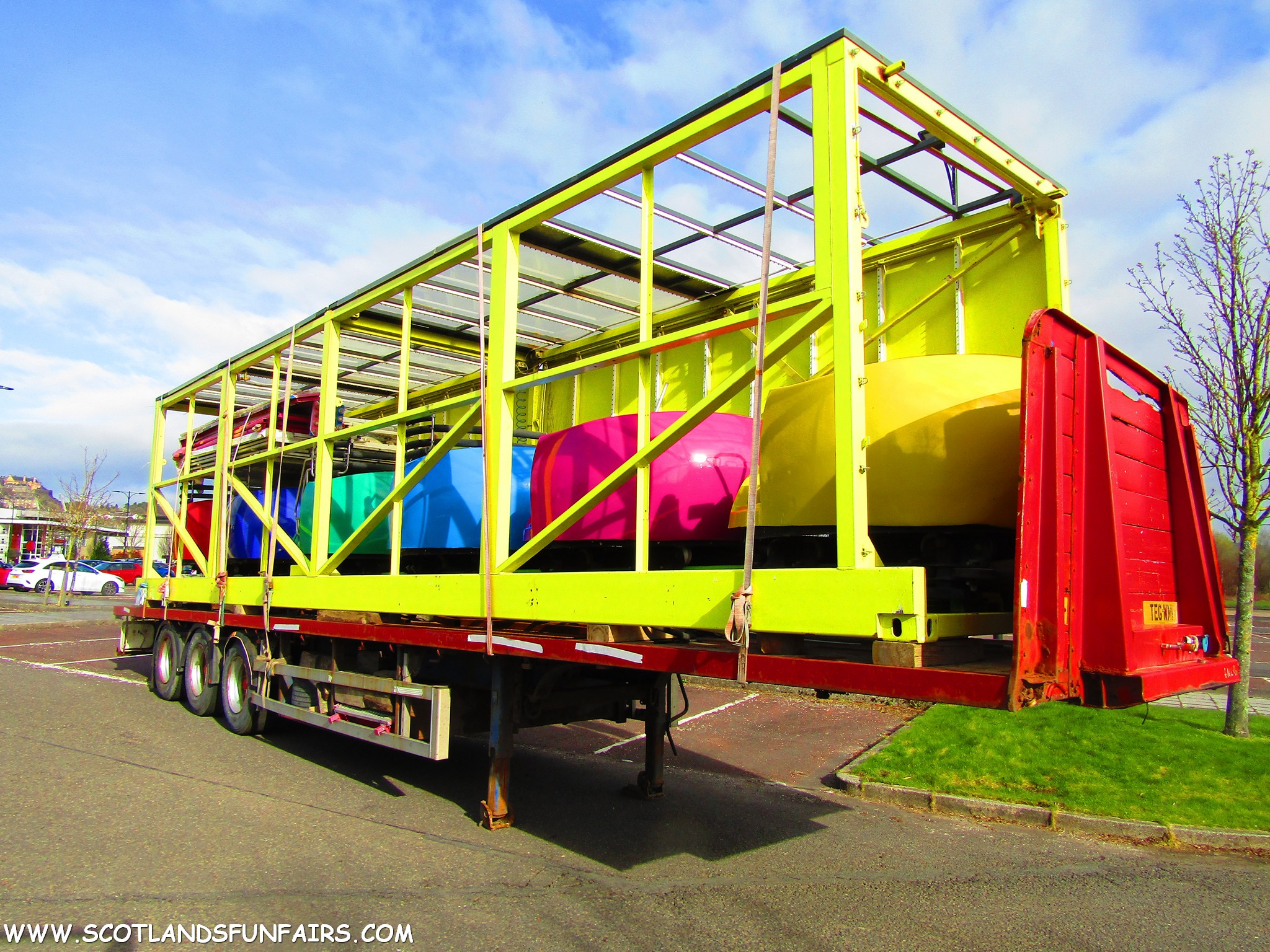 Thomsons Rollercoaster Load