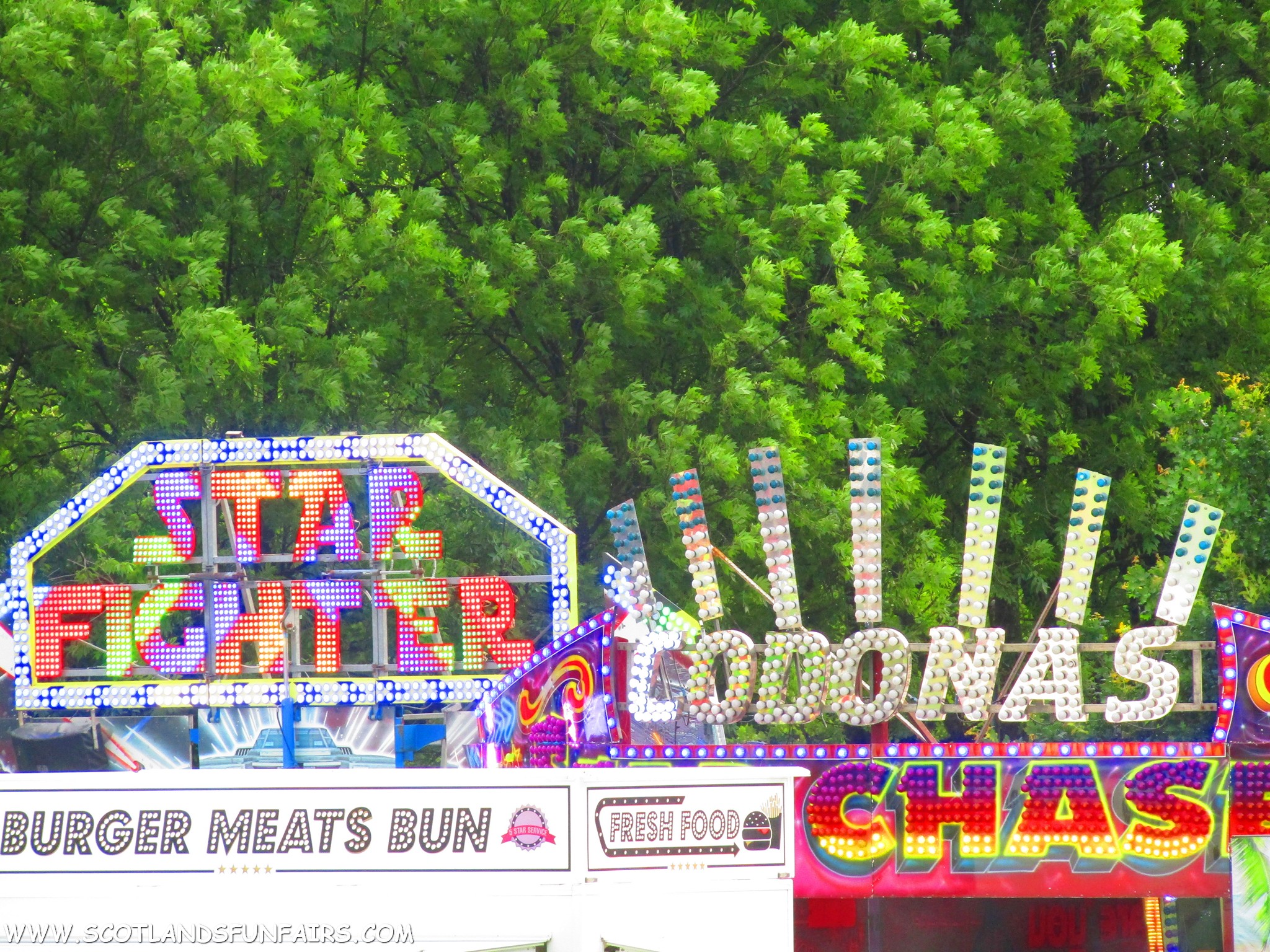 Justin Codonas Trabant & Waltzer