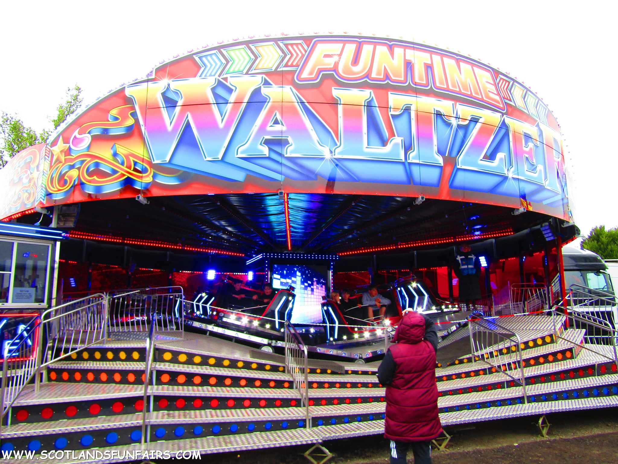 Zac Stringfellows Waltzer