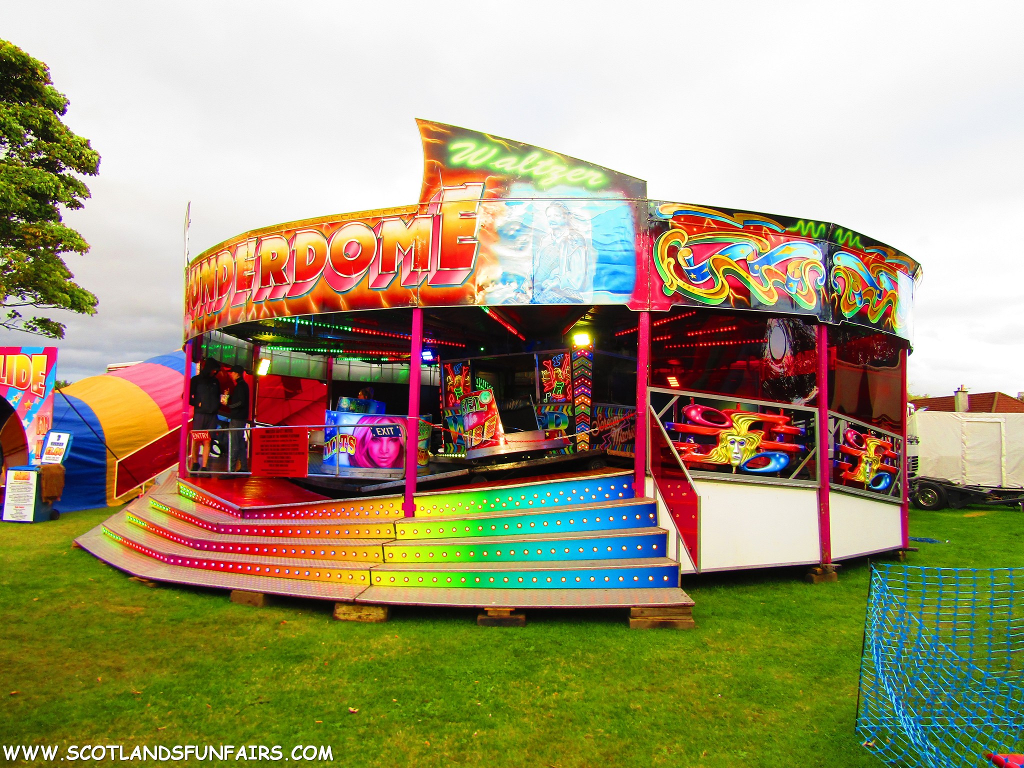 Warren Wallis's Waltzer
