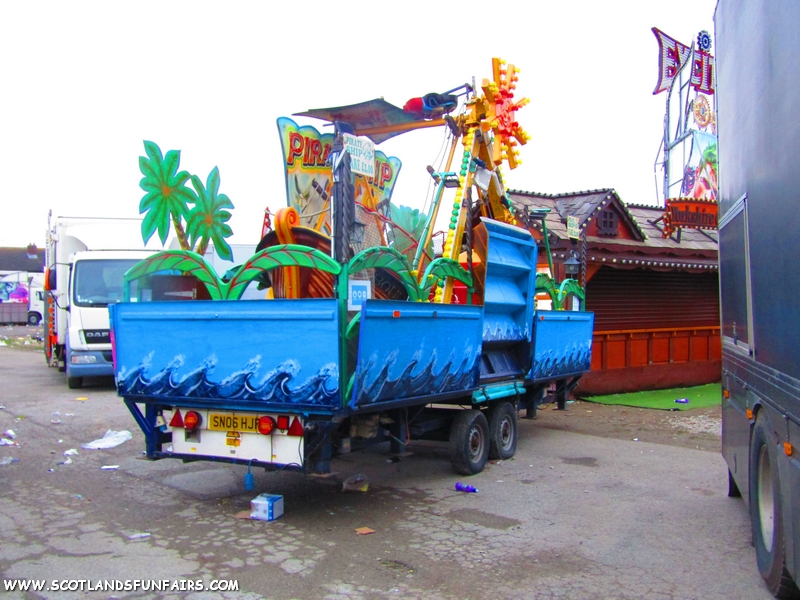 Frankie Watsons Mini Pirate Ship Load