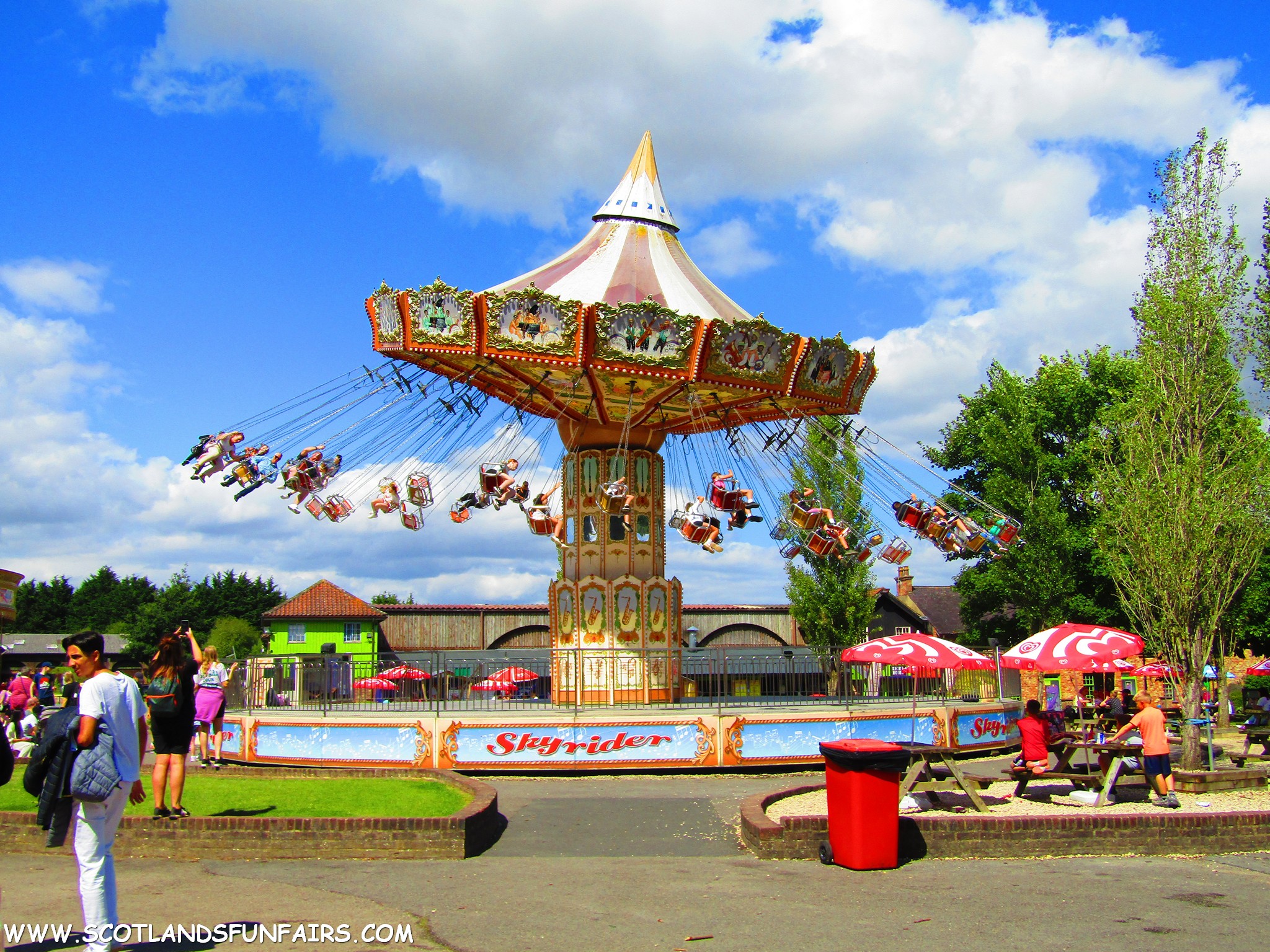 Lightwater Valleys Waveswinger